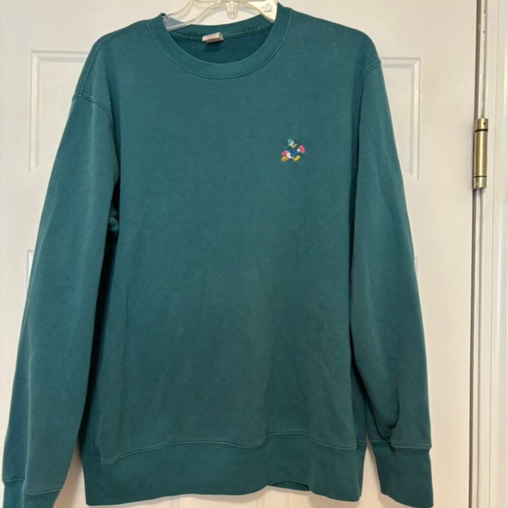 Uniqlo Disney Donald Duck Crewneck Sweatshirt